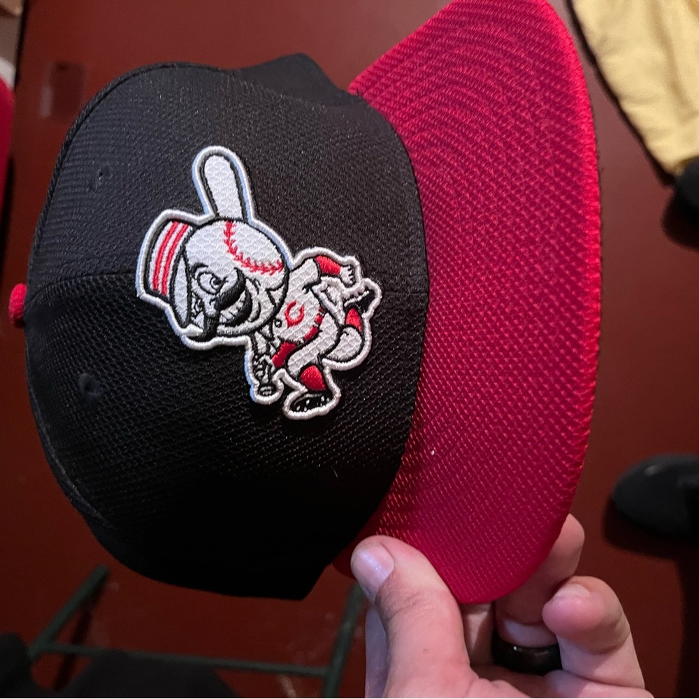Cincinnati reds hat